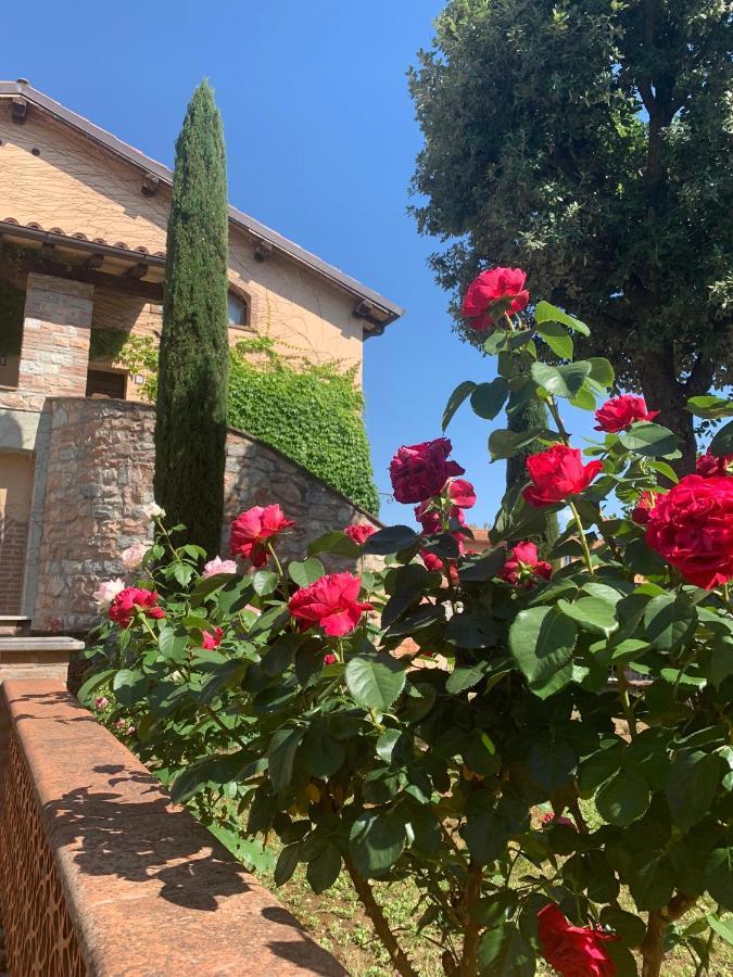 Residenza Le Querce Bilocale Villa Fossato di Vico ภายนอก รูปภาพ